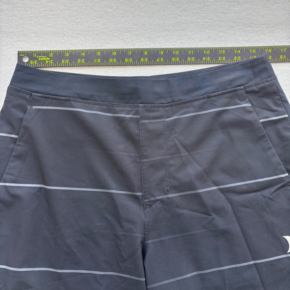 Hurley Board Shorts Mens Size S Black Striped Ripstop Swim Trunks MWS0005370 - Picture 5 of 10